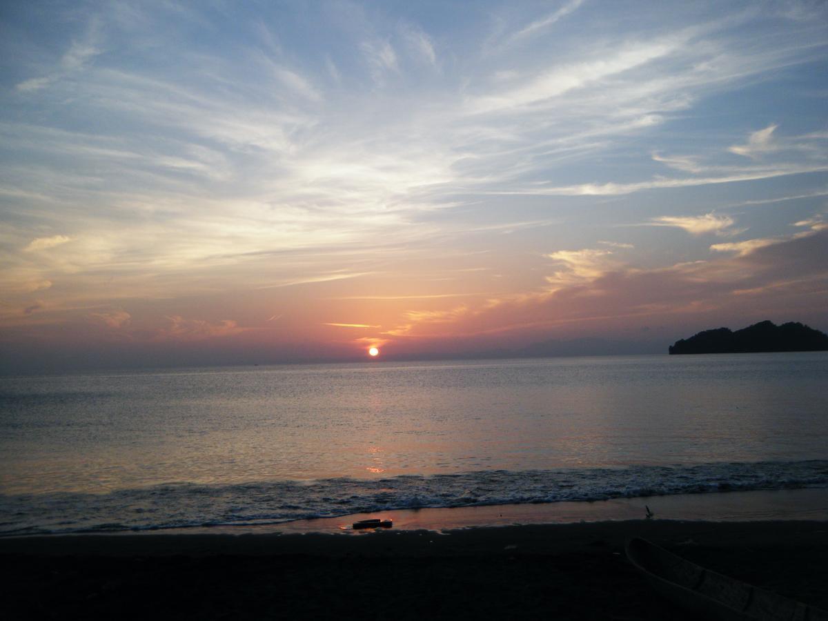 Islandview Panimanbay Lodge Caramoan Exterior foto
